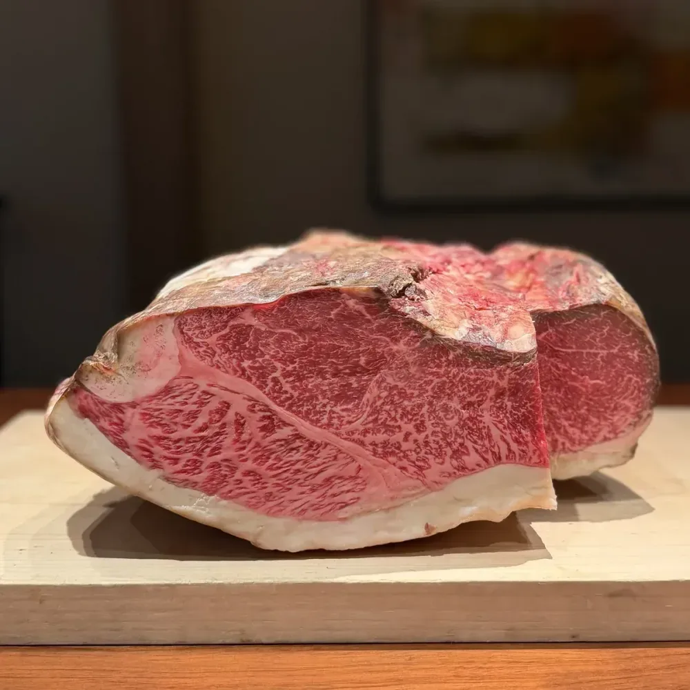 門崎丑牛 モモ・シンタマ(熟成前)